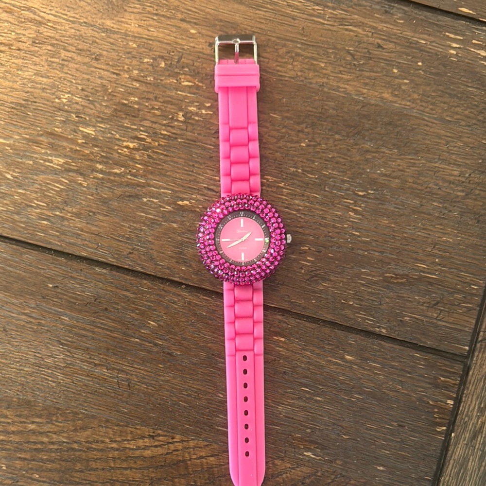 Pink crystal case Watch 44 mm case  by Geneva Platinum with rubber strap